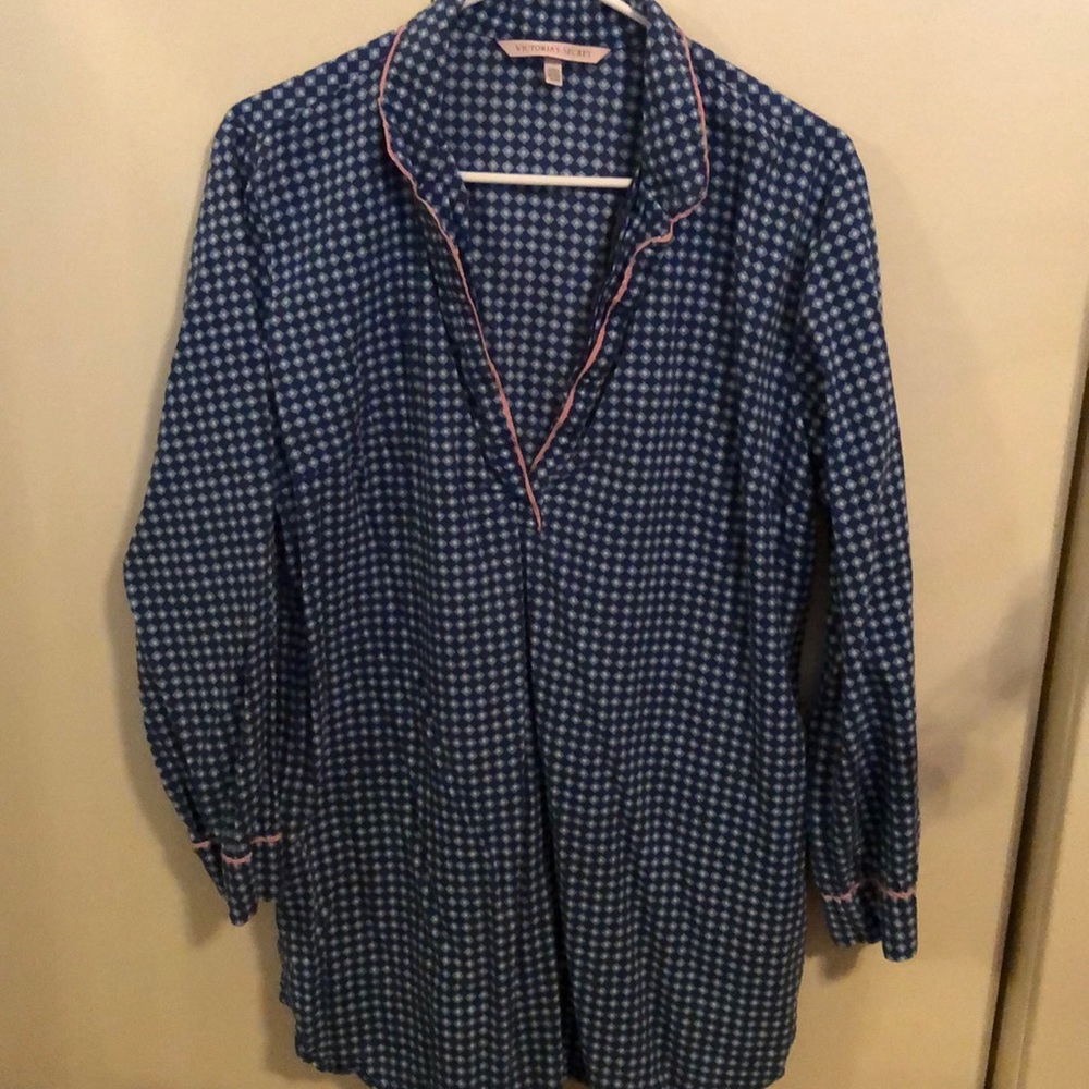 Sleep wear Victoria secret size M